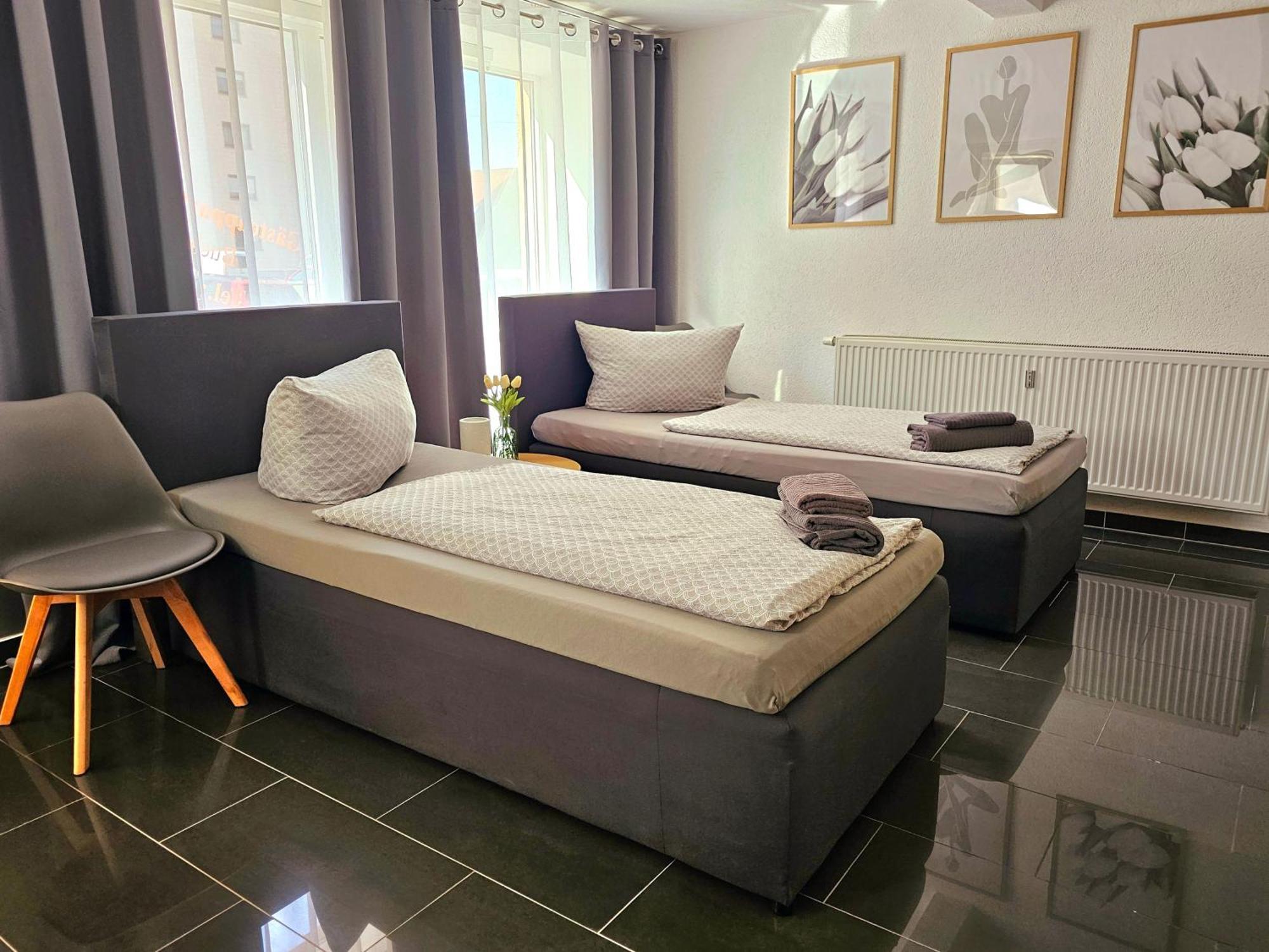 Gaesteappartement Viktoria Зинсхайм Экстерьер фото